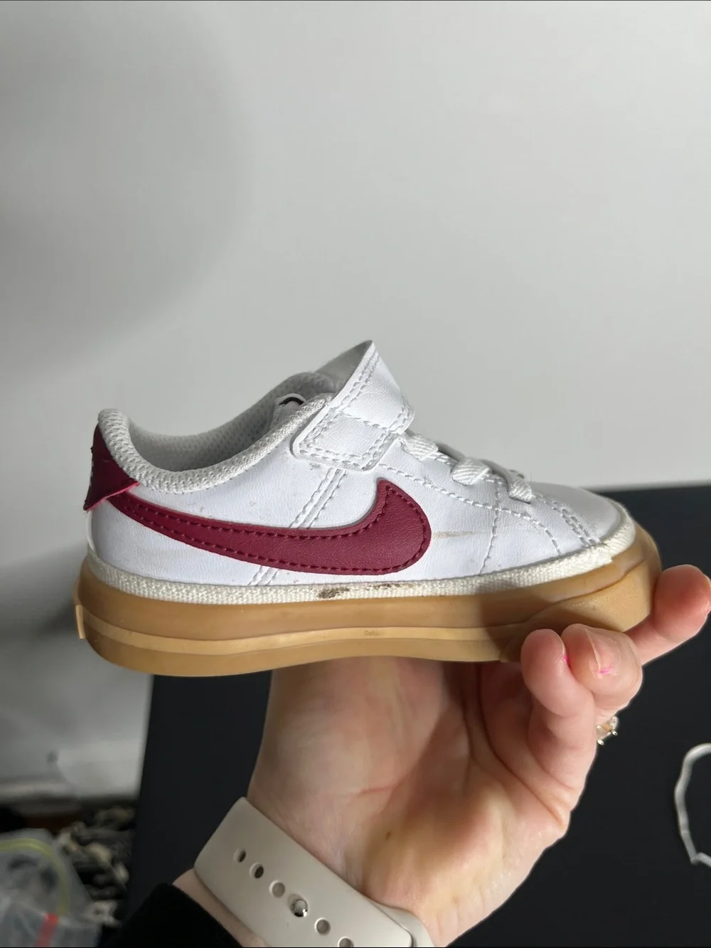 Nike Kids White Sneakers with Red Swoosh and Gum Sole - Velcro
